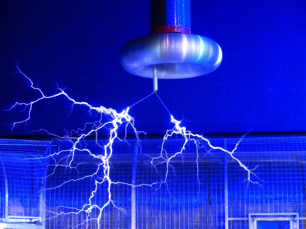 lightning, tesla coil, experiment-113310.jpg